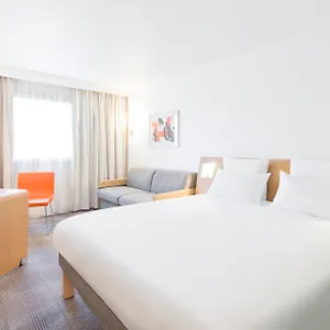 Hotel Novotel Centre Gare Montparnasse, Paříž